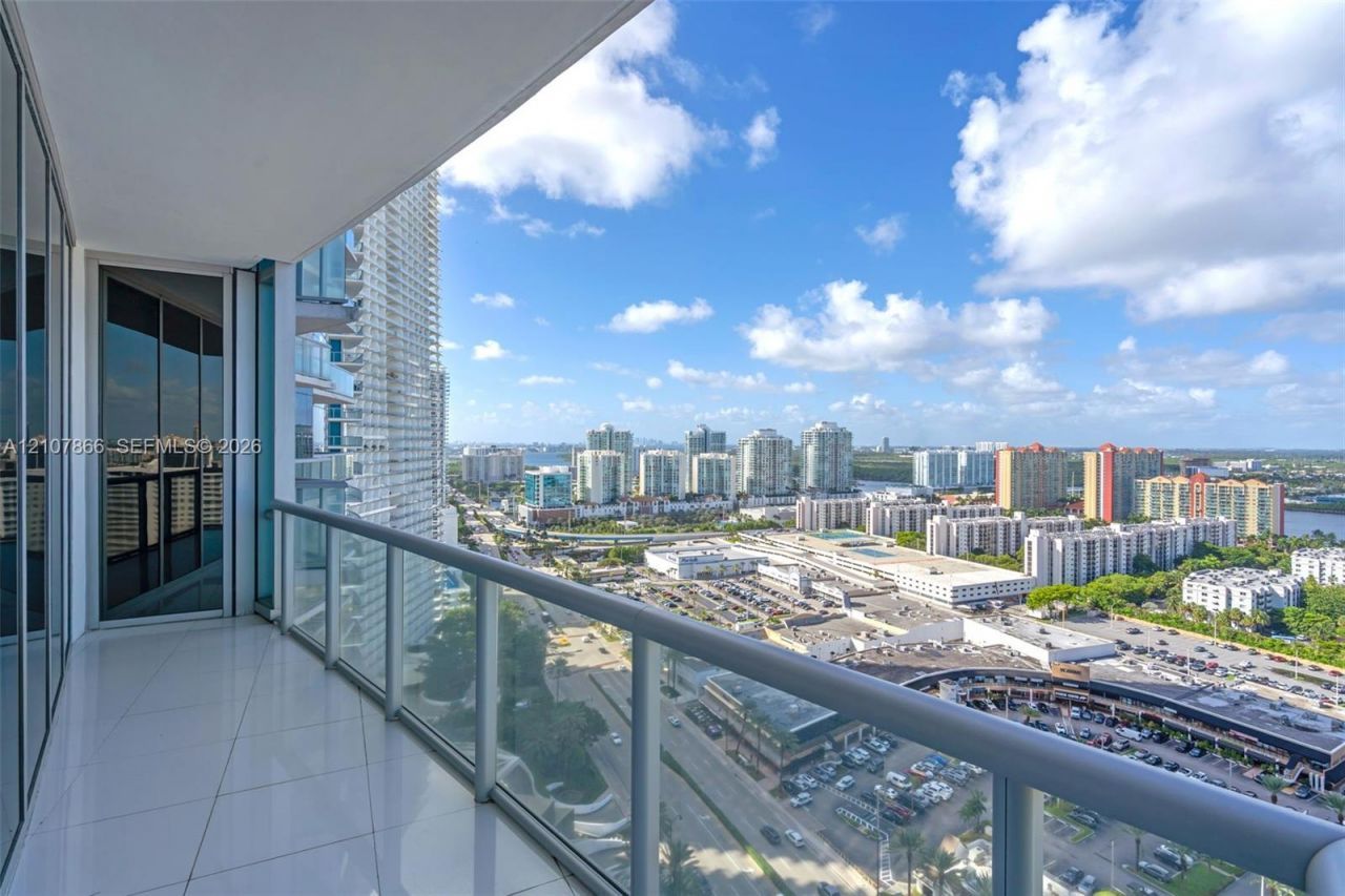 17121 Collins Ave, Unit 2608, Sunny Isles Beach, FL 33160 Photo