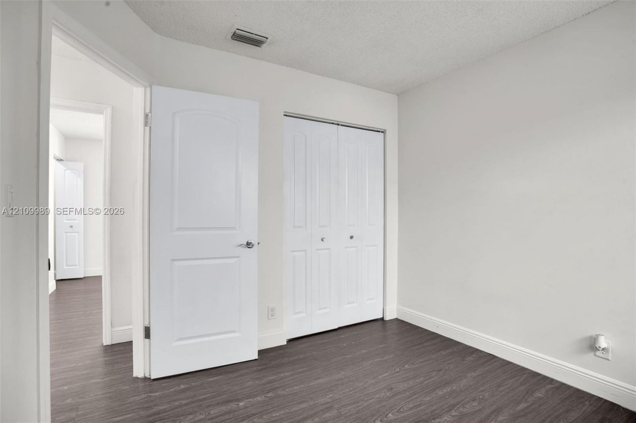 6625 Winfield Blvd, Unit 4-D, Margate, FL 33063 Photo