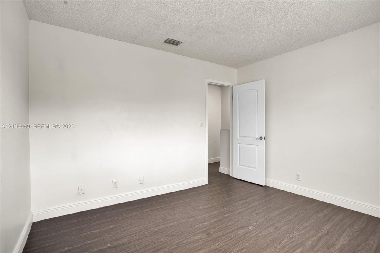 6625 Winfield Blvd, Unit 4-D, Margate, FL 33063 Photo