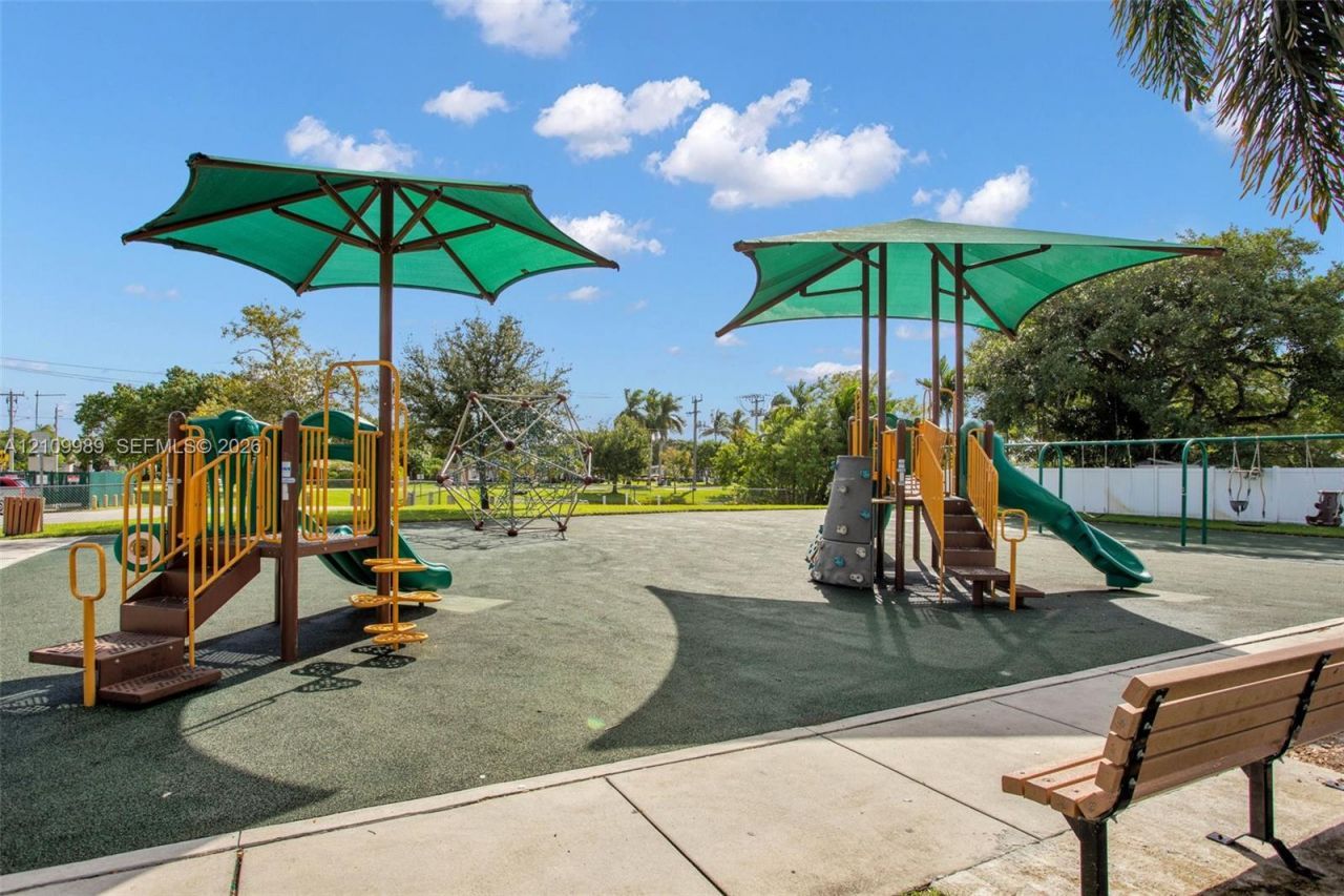 6625 Winfield Blvd, Unit 4-D, Margate, FL 33063 Photo