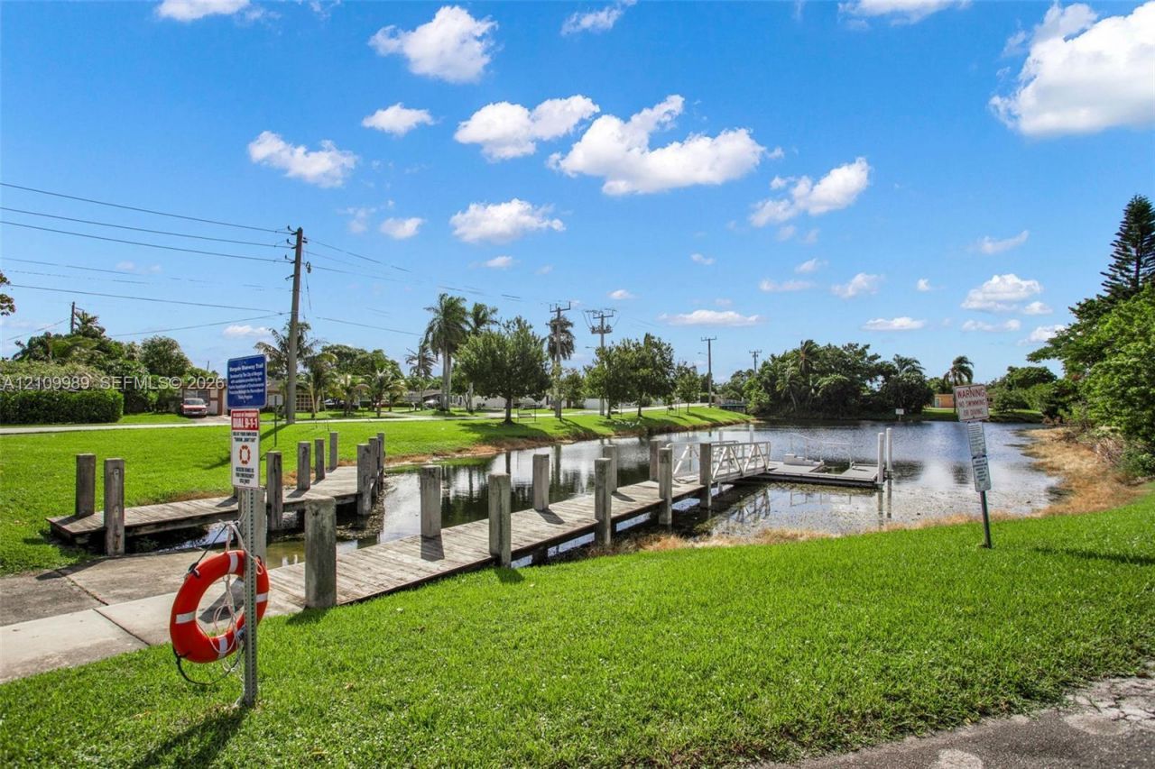 6625 Winfield Blvd, Unit 4-D, Margate, FL 33063 Photo