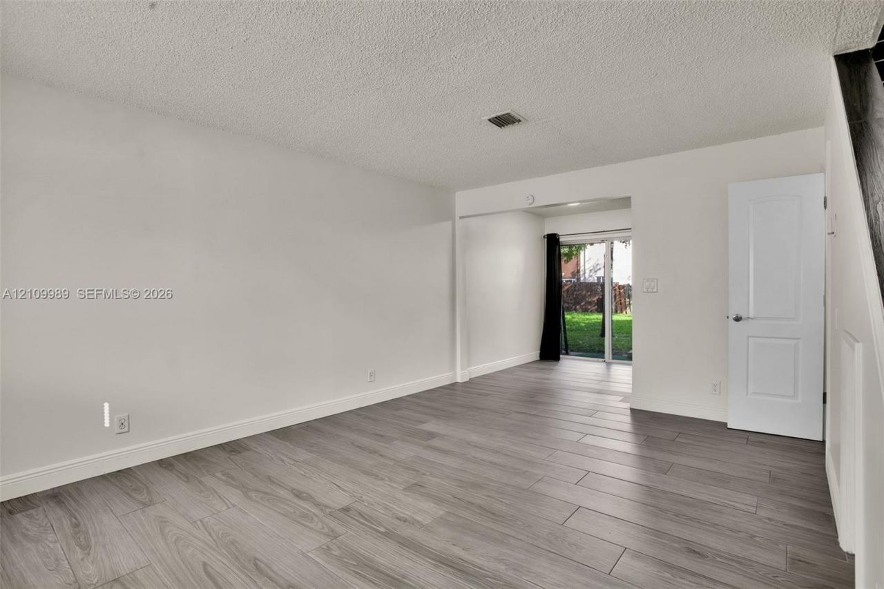 6625 Winfield Blvd, Unit 4-D, Margate, FL 33063 Photo