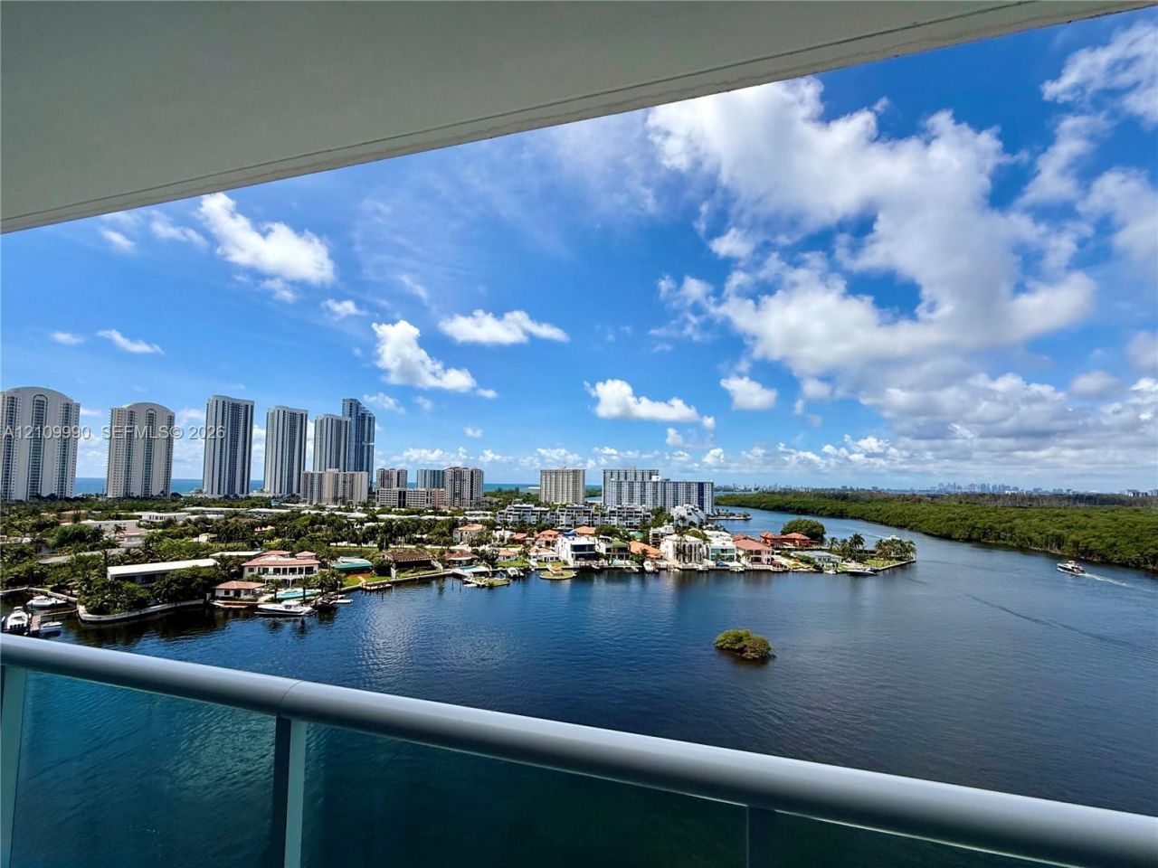 400 Sunny Isles Blvd, Unit 1404, Sunny Isles Beach, FL 33160 Photo
