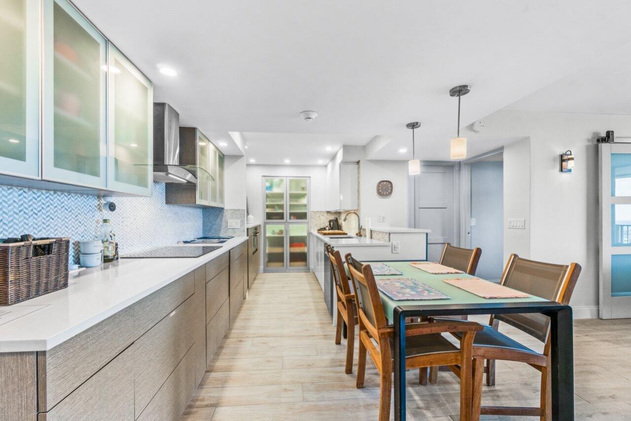 5600 N Flagler Drive, Unit PH108, West Palm Beach, FL 33407 Photo