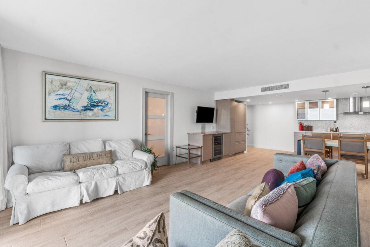 5600 N Flagler Drive, Unit PH108, West Palm Beach, FL 33407 Photo