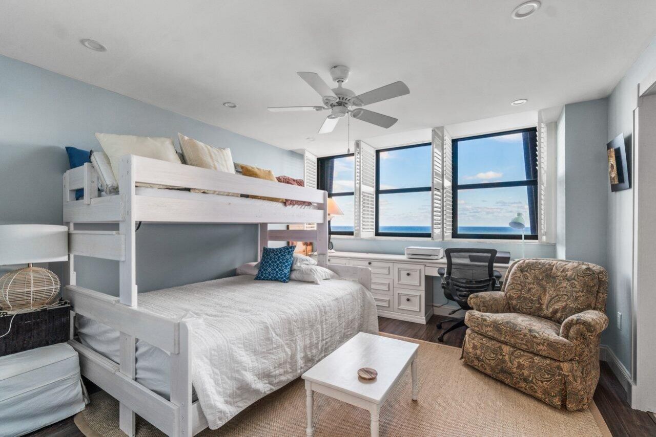 5600 N Flagler Drive, Unit PH108, West Palm Beach, FL 33407 Photo