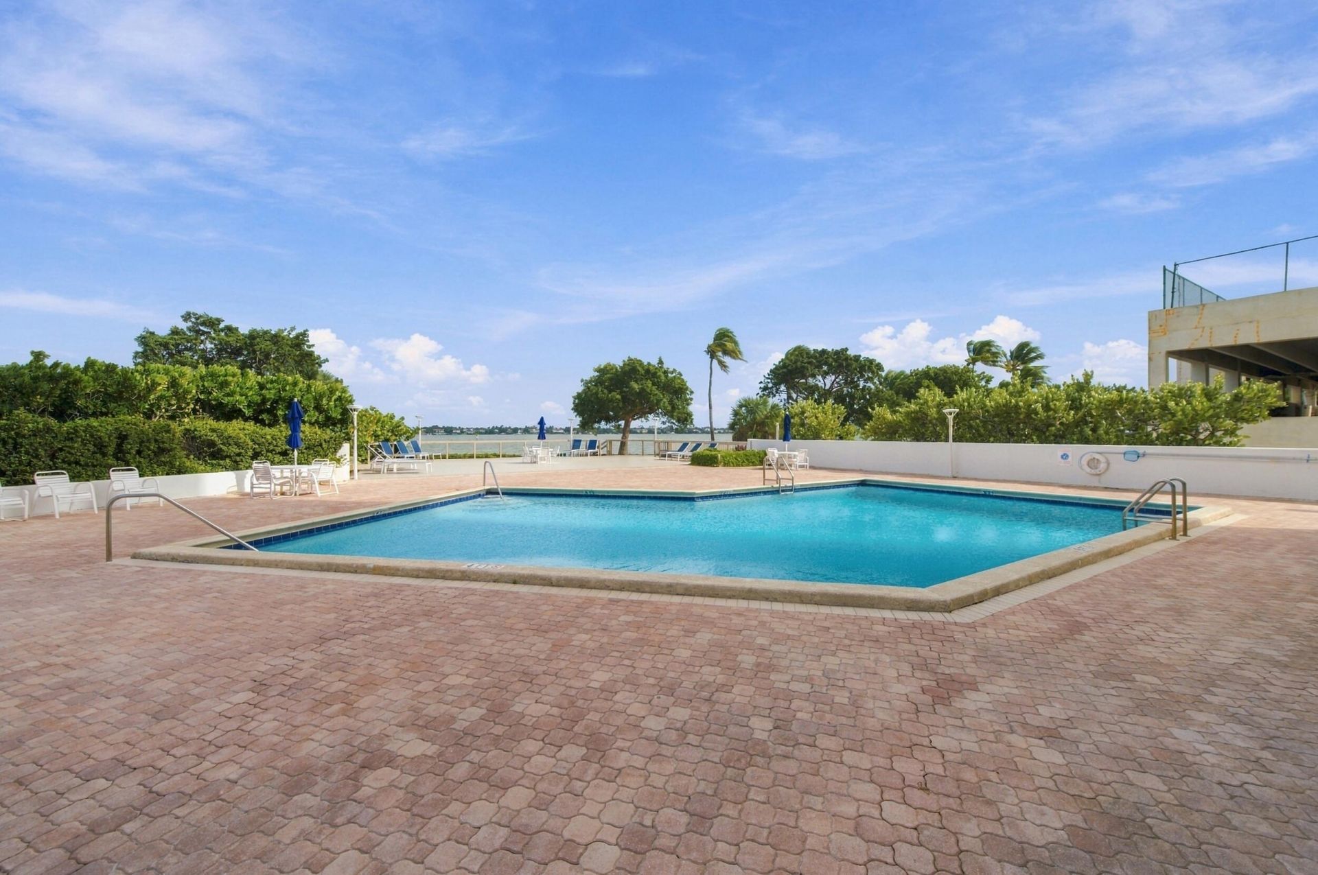 5600 N Flagler Drive, Unit PH108, West Palm Beach, FL 33407 Photo