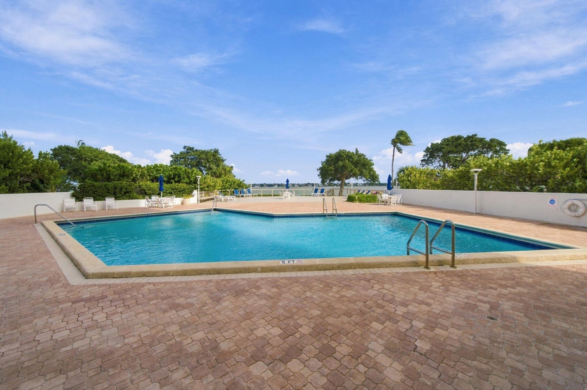 5600 N Flagler Drive, Unit PH108, West Palm Beach, FL 33407 Photo