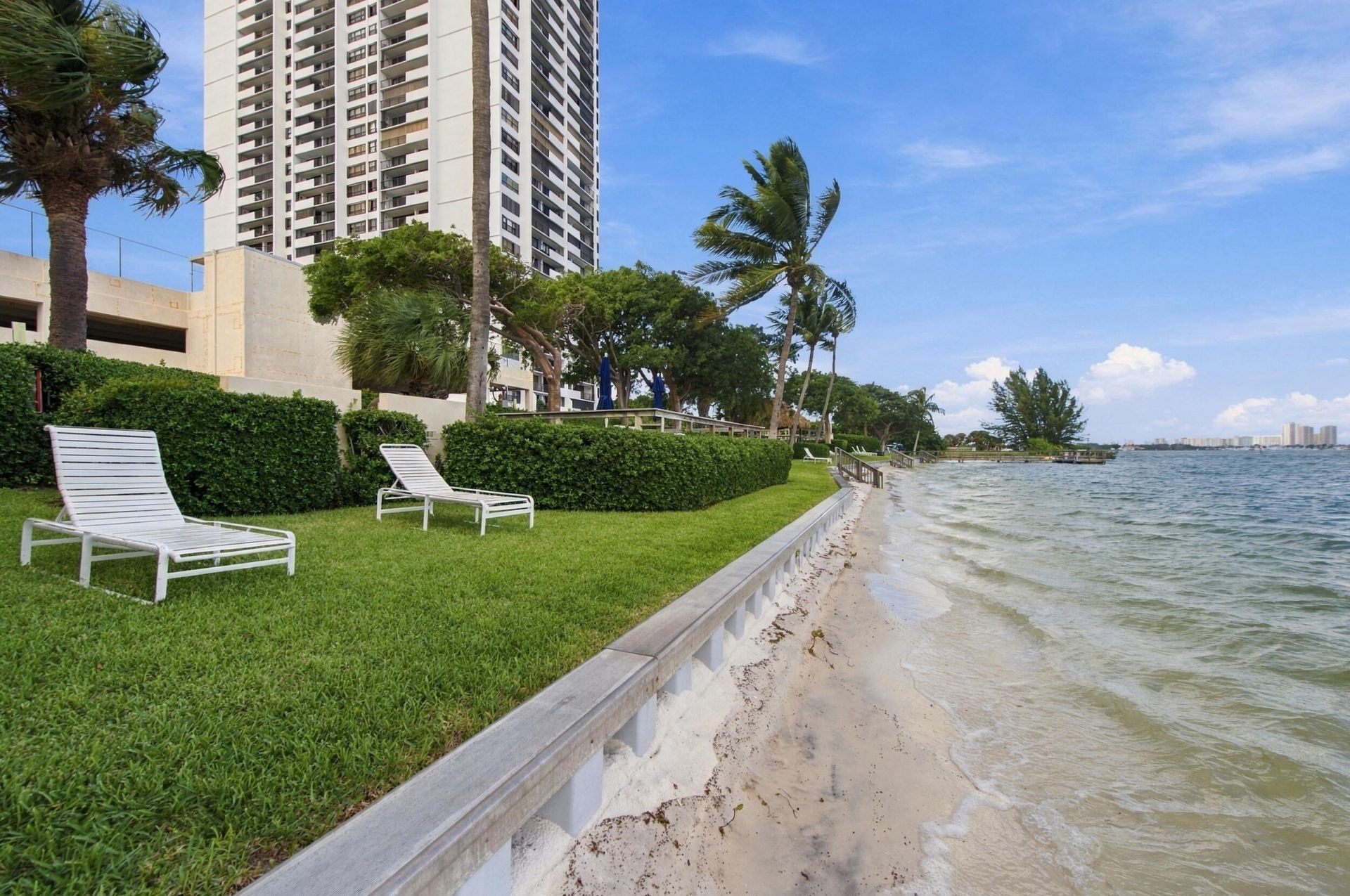 5600 N Flagler Drive, Unit PH108, West Palm Beach, FL 33407 Photo