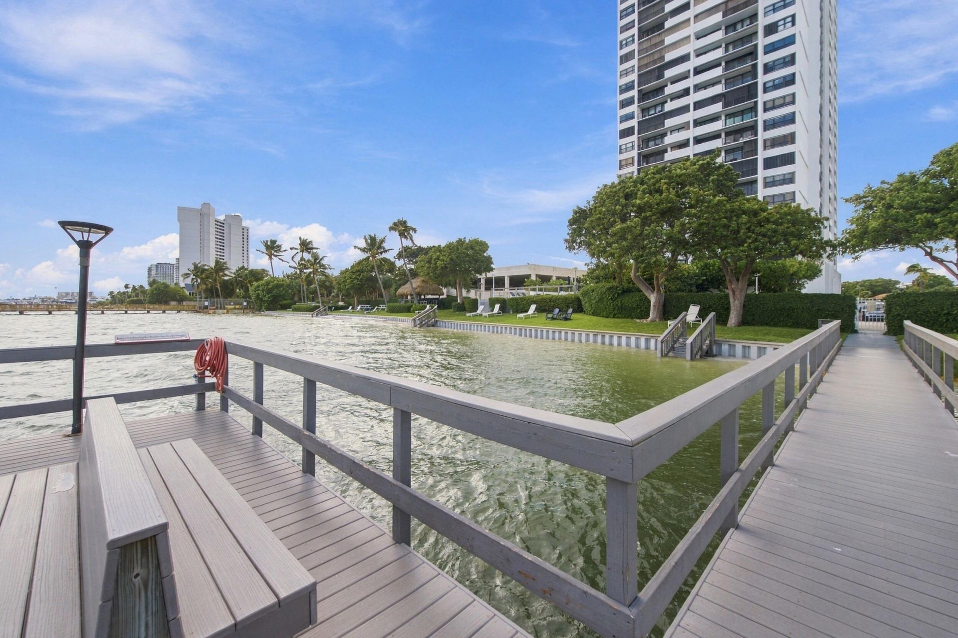 5600 N Flagler Drive, Unit PH108, West Palm Beach, FL 33407 Photo