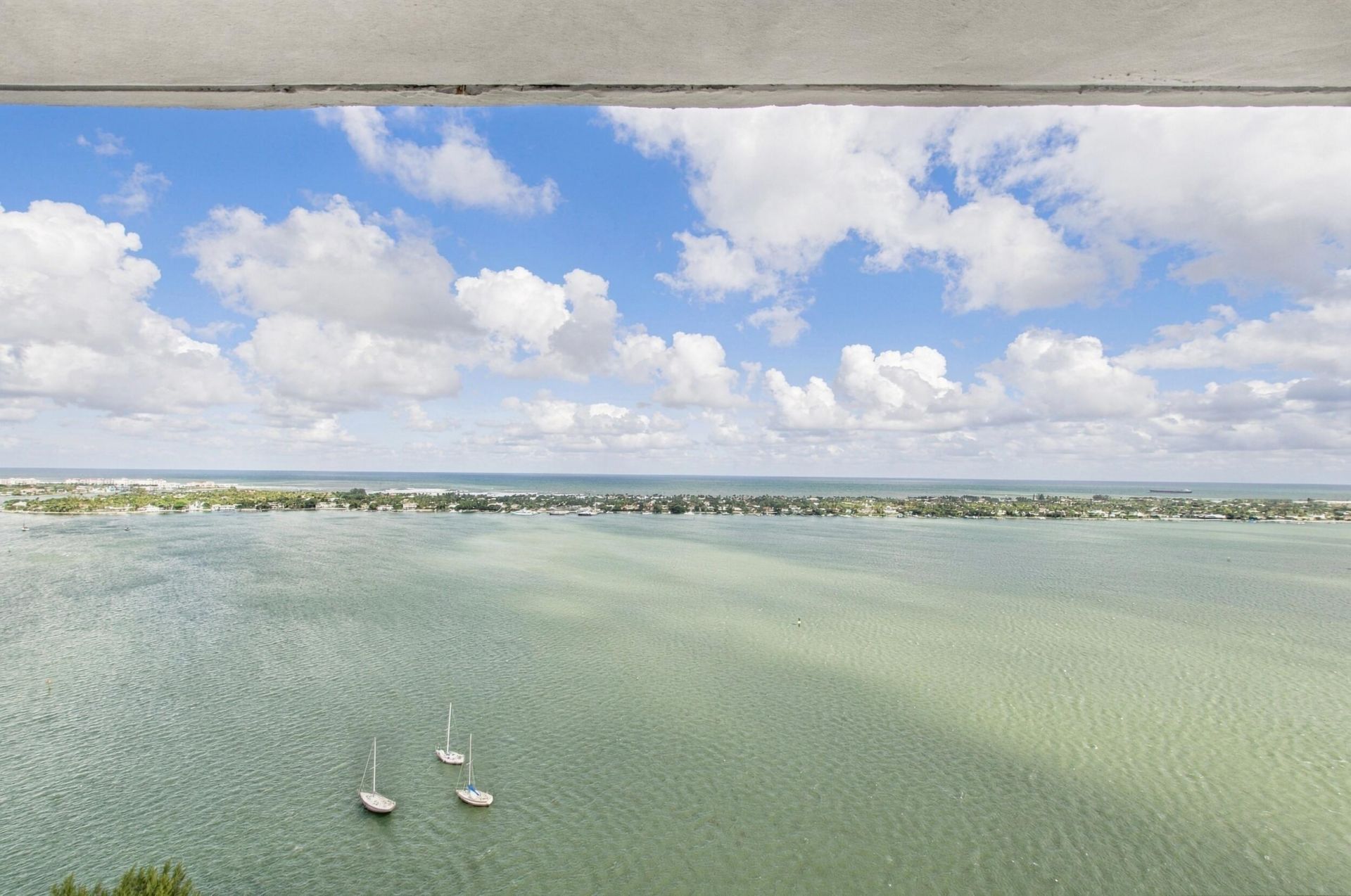 5600 N Flagler Drive, Unit PH108, West Palm Beach, FL 33407 Photo