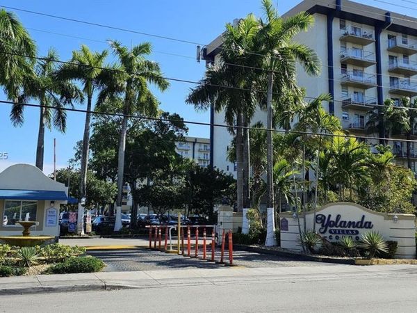 801 NW 47th Avenue, Unit 120w, Miami, FL 33126