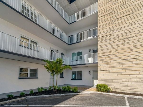 5960 30TH AVENUE S, Unit 114, GULFPORT, FL 33707