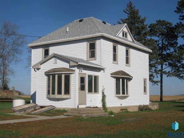 24555 463rd Ave, Colton, SD 57018
