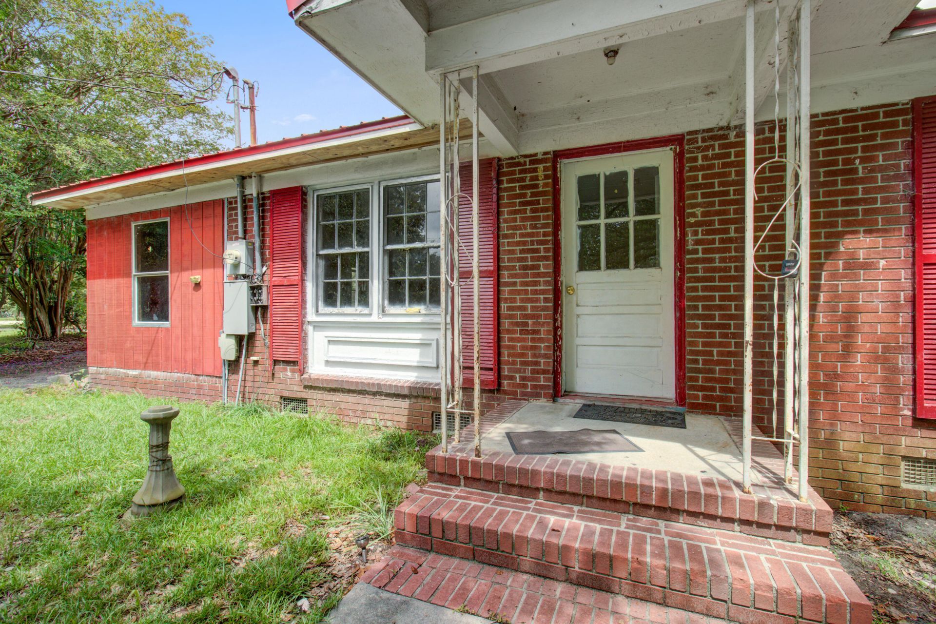 2042 Sniders Highway Photo 10