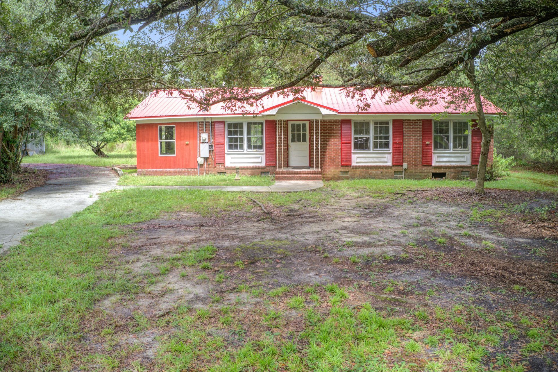 2042 Sniders Highway Photo 9
