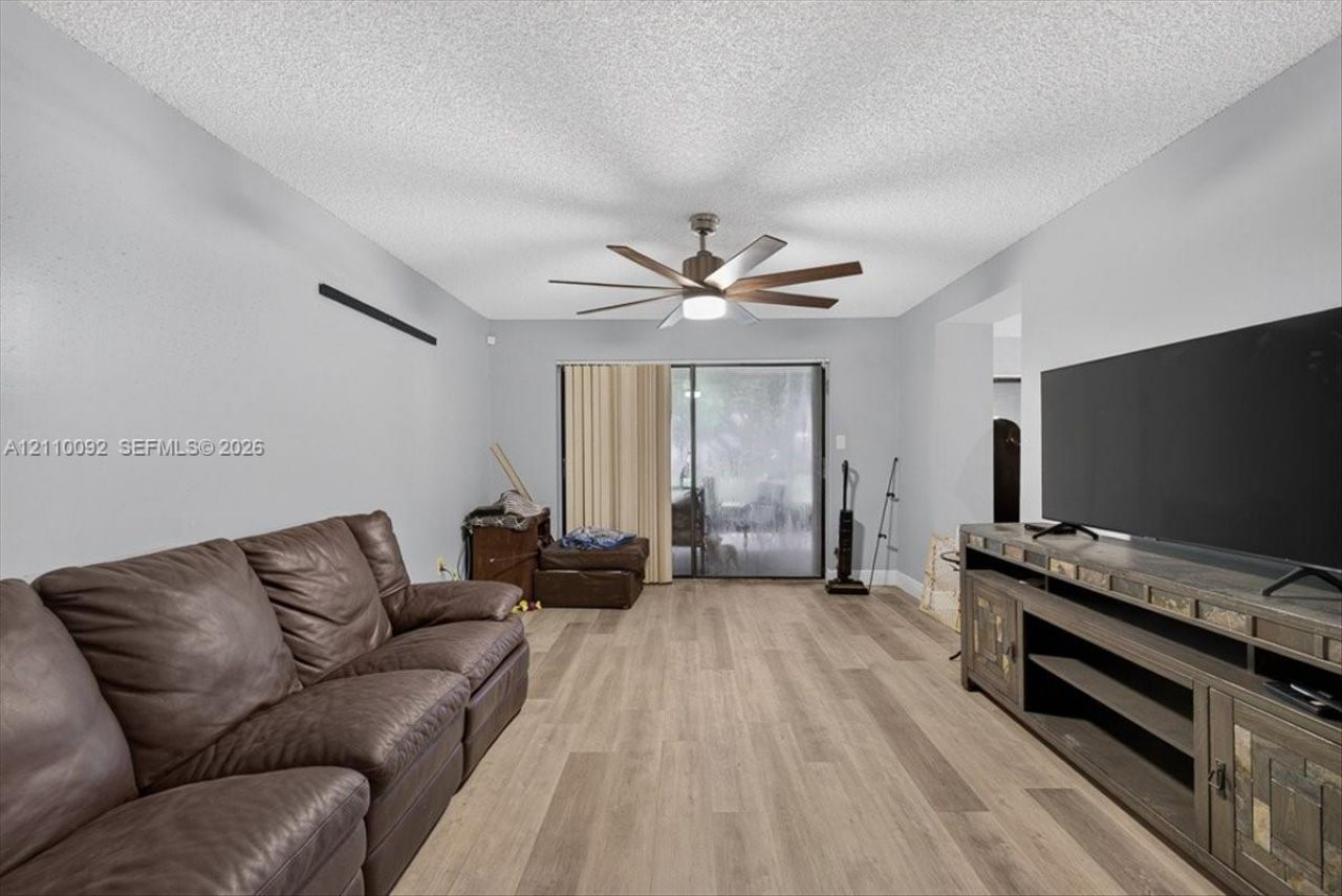 1403 SW 110th Way , Davie, FL 33324 Photo