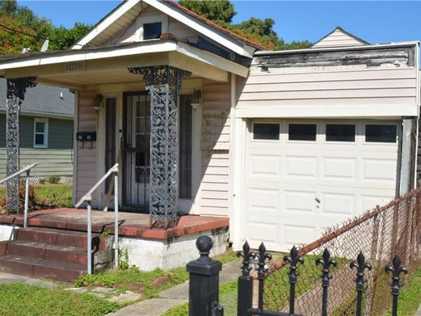2739 JONQUIL Street , New Orleans, LA 70122