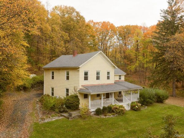 1323 Mountain Road , Port Jervis, NY 12771