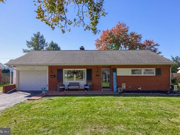 320 LYNN AVENUE, LANDISVILLE, PA 17538