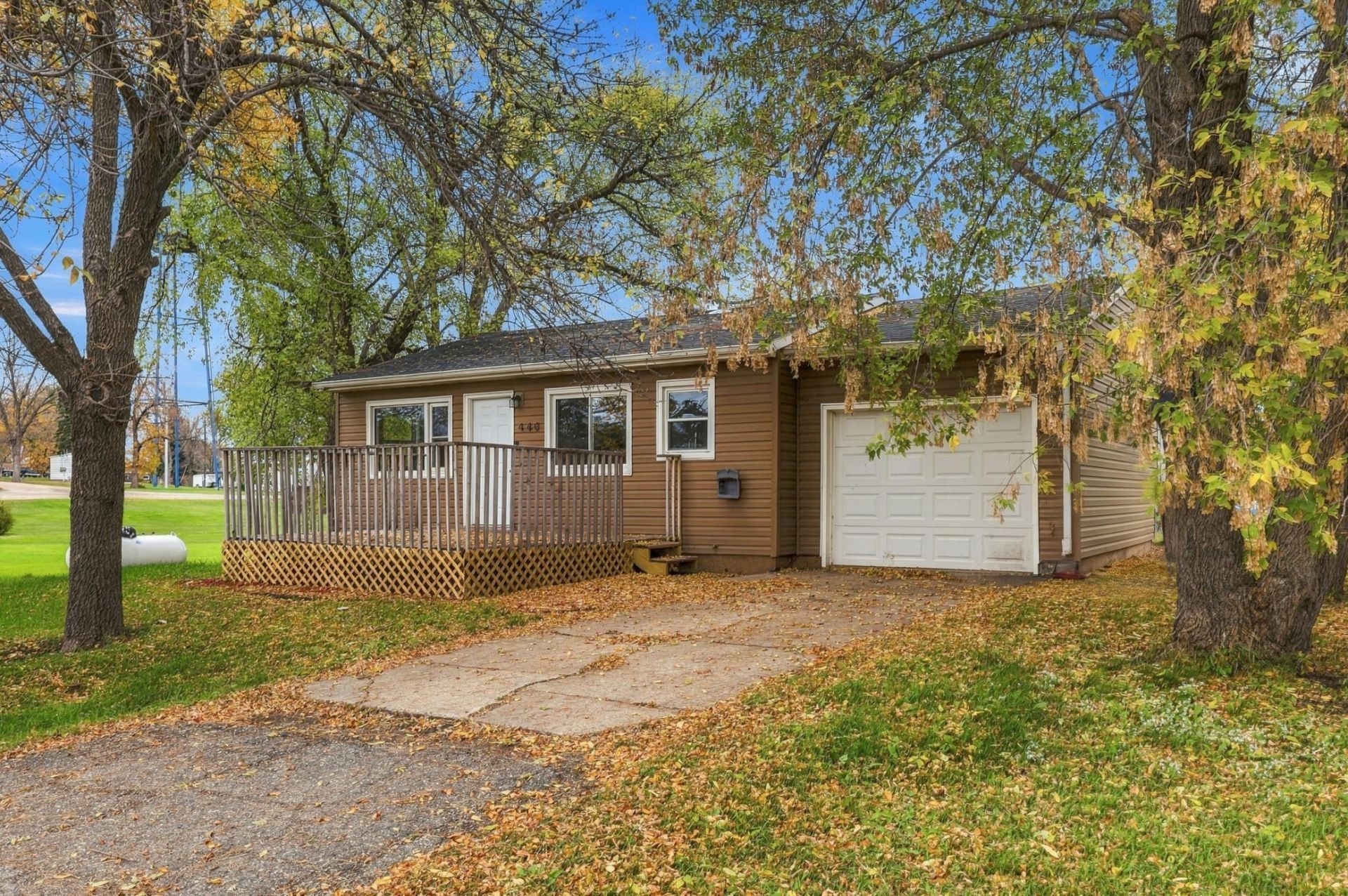 440 2nd Street  primary photo