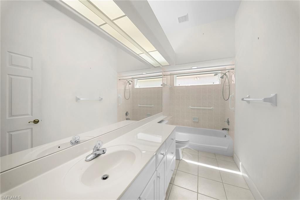 8252 Allendale Ct, Naples, FL 34120 Photo