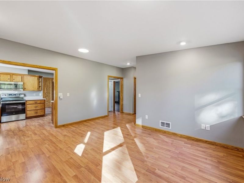 14009 S Main Street, Beloit, OH 44609 Photo 27