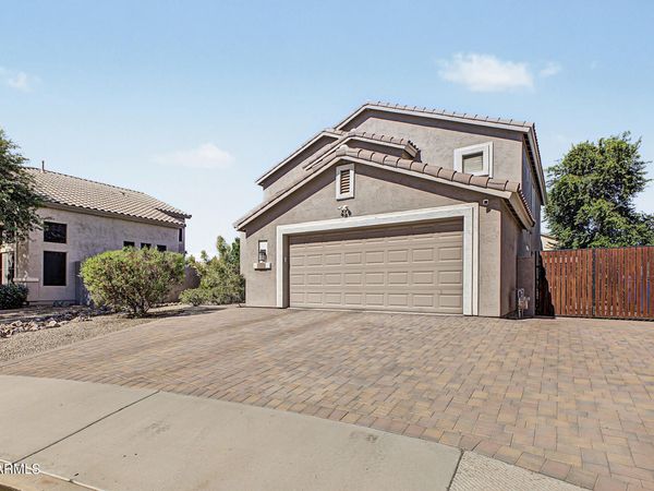 282 W RAVEN Drive, Chandler, AZ 85286
