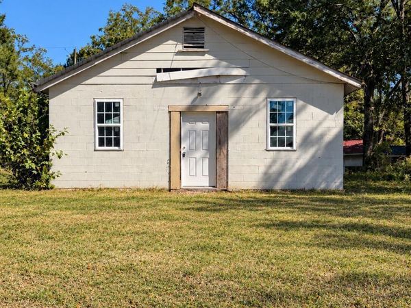 Golden Street, Wiggins, MS 39577