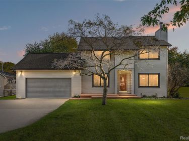 9261 Silverside, Green Oak Township, Mi 48178