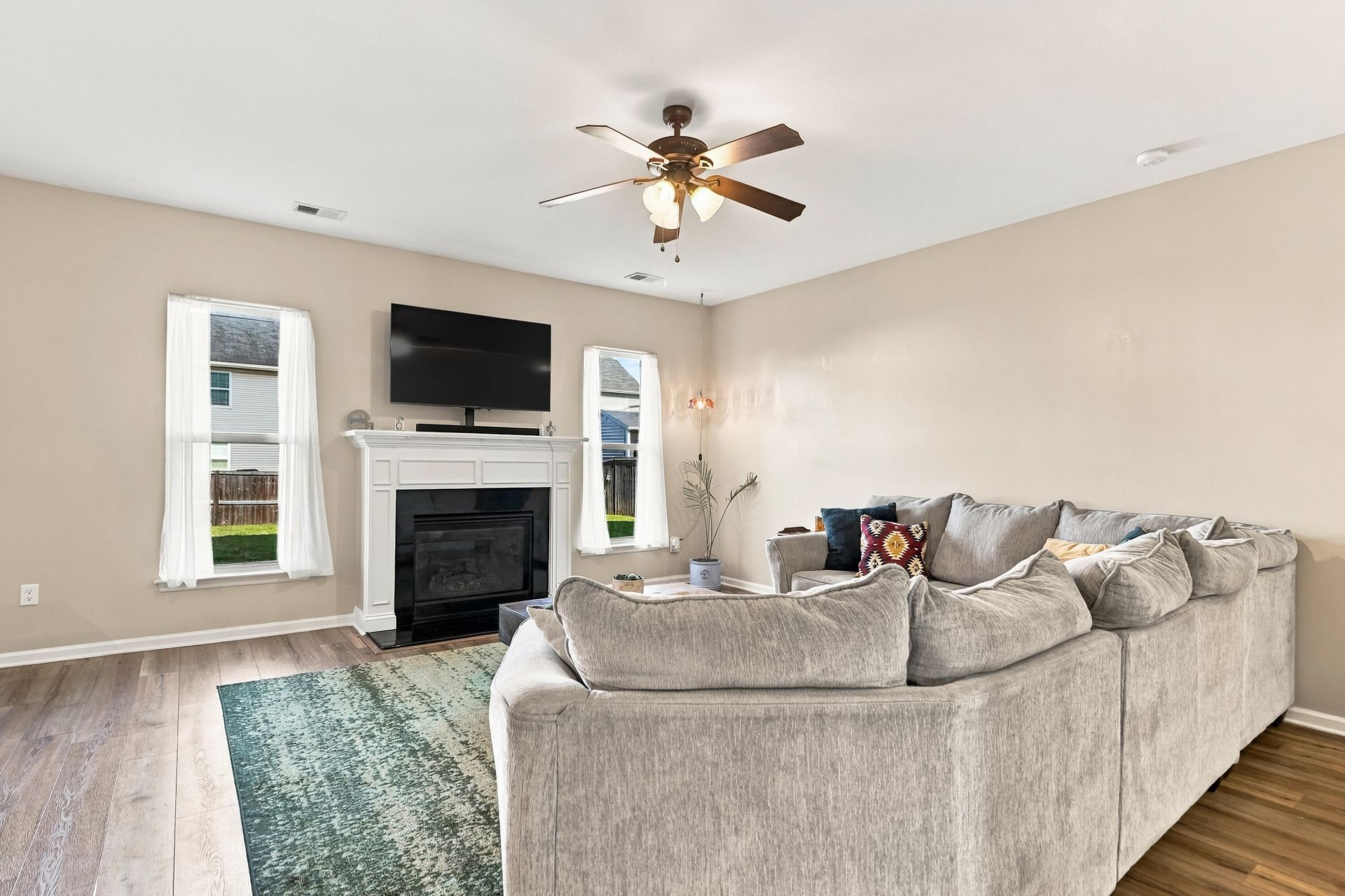 140 Weeping Cypress Drive Photo 17