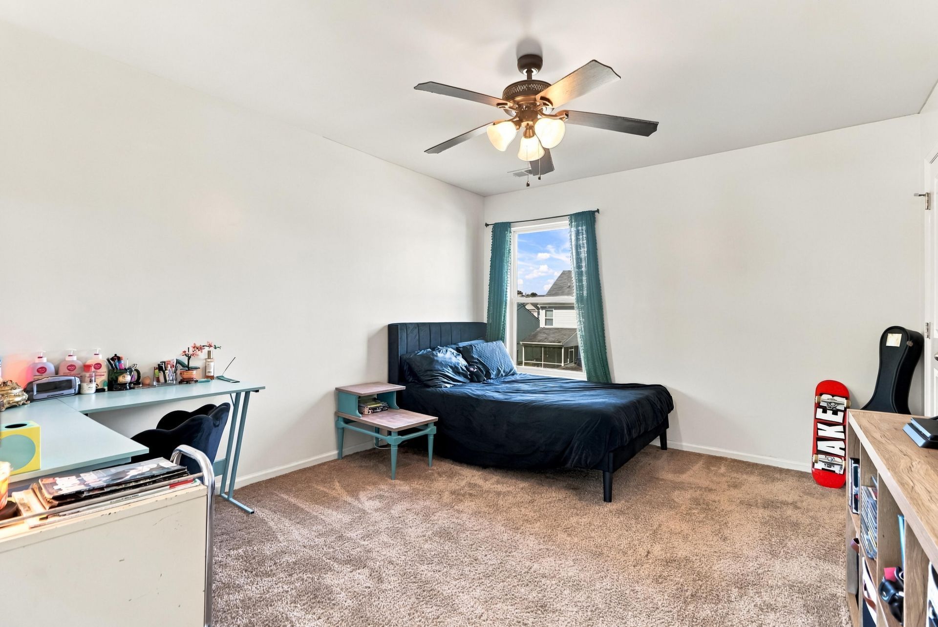 140 Weeping Cypress Drive Photo 32