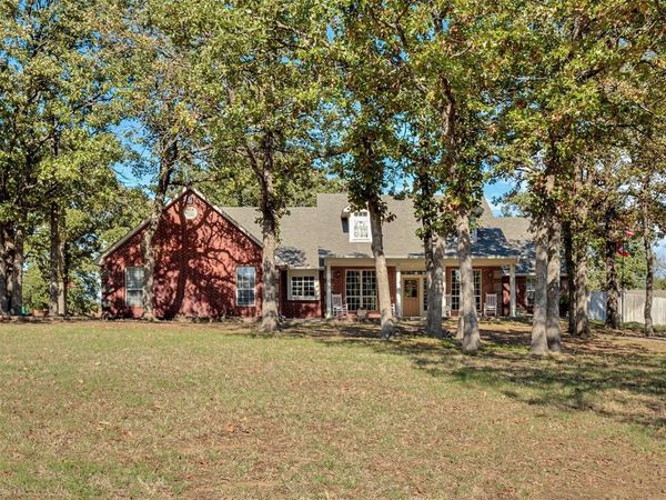 4100 S Fawn Meadow Drive, Harrah, OK 73045