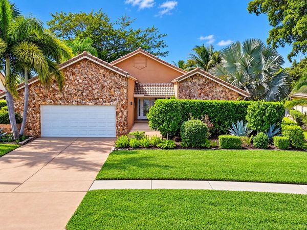 20104 BACK NINE Drive, Boca Raton, FL 33498