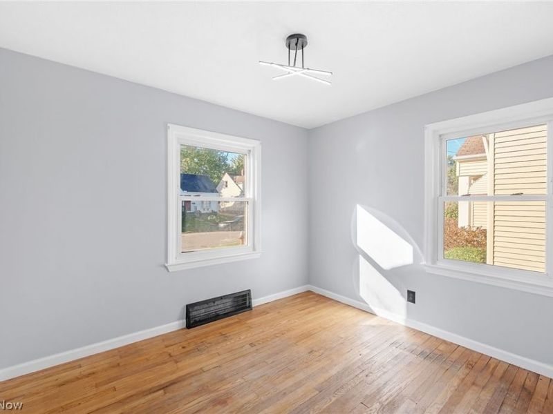 12204 Wayland Avenue, Cleveland, OH 44111 Photo 18