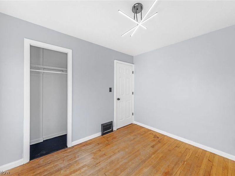 12204 Wayland Avenue, Cleveland, OH 44111 Photo 19