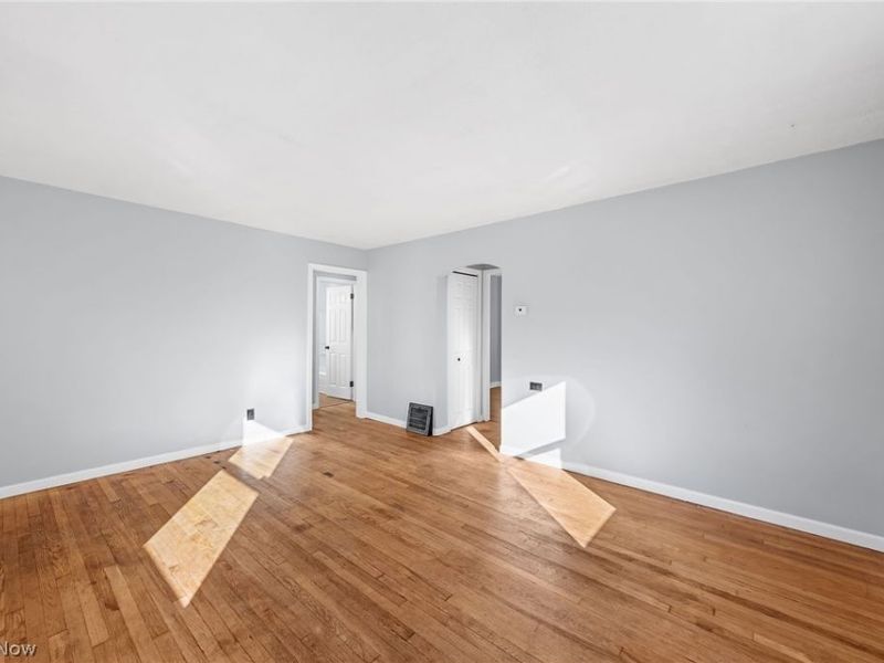 12204 Wayland Avenue, Cleveland, OH 44111 Photo 5
