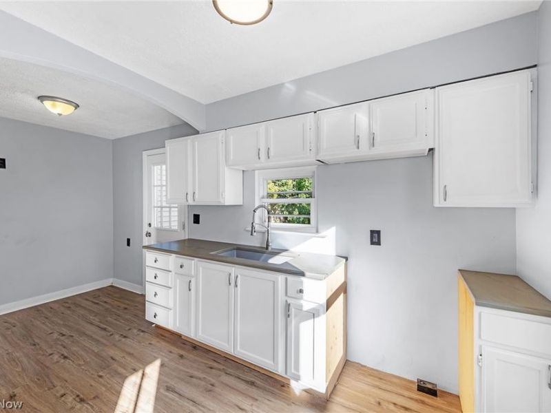 12204 Wayland Avenue, Cleveland, OH 44111 Photo 9