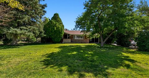 154 Hudson Aurora Road, Smith Valley, NV 89430 Photo
