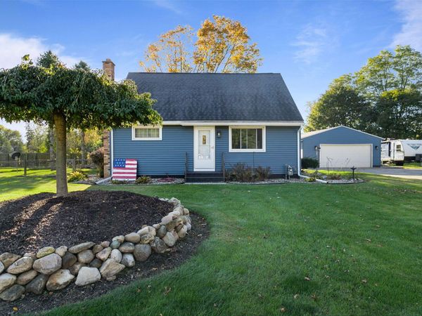 68958 Claire Street, Edwardsburg, MI 49112