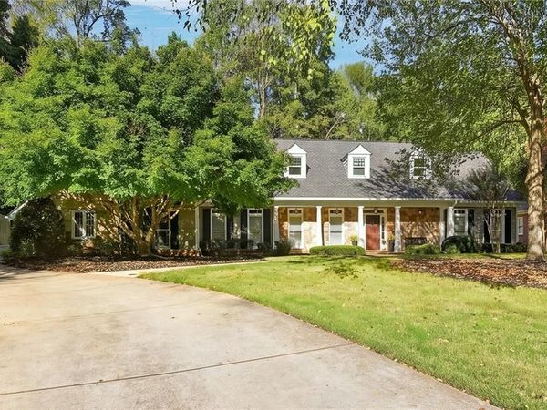 140 Grogans Landing , Sandy Springs, GA 30350