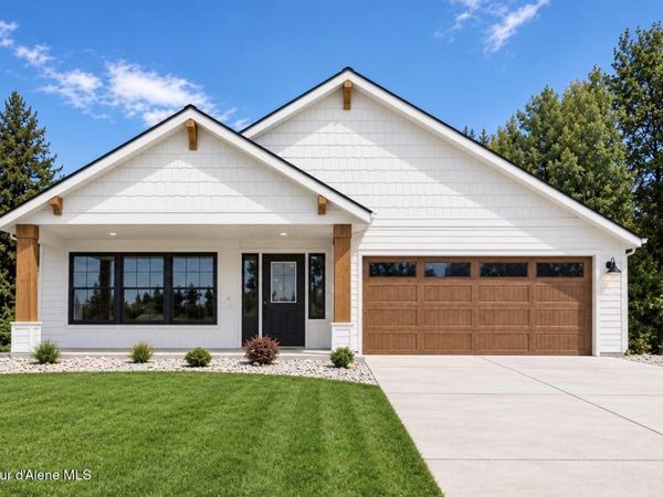 1181 Jersey St , Sandpoint, ID 83864