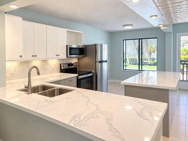 10155 Mangrove Drive, Unit 204, Boynton Beach, FL 33437