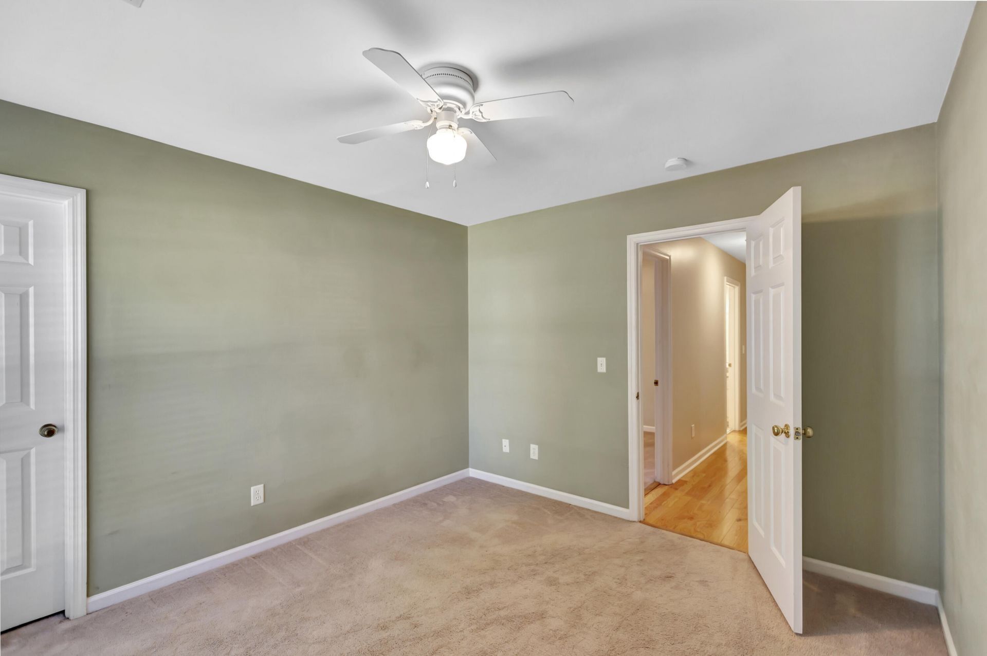 1561 Glen Erin Drive Photo 25