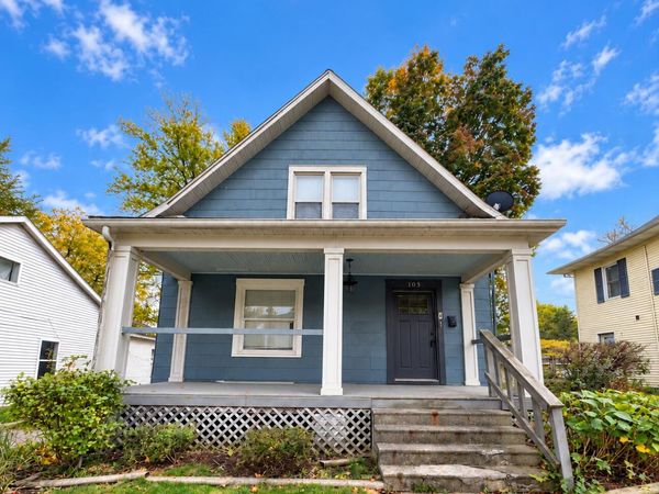 105 W 3rd Street, Buchanan, MI 49107