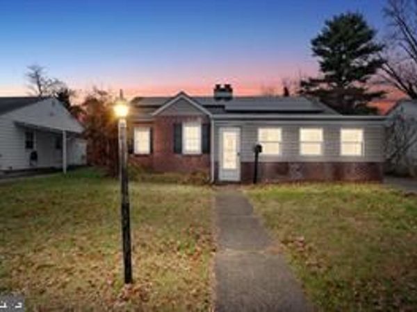 12 MCMULLEN AVENUE, NEW CASTLE, DE 19720