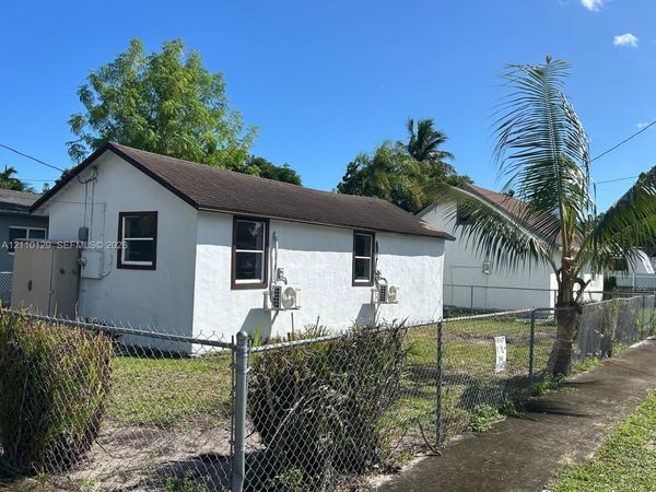 360 NE 174th St , Unit 1, North Miami Beach, FL 33162