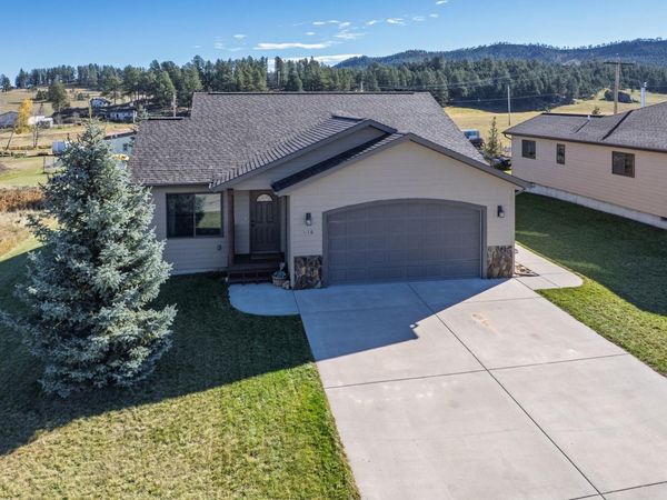 416 AGATE LANE, Custer, SD 57730