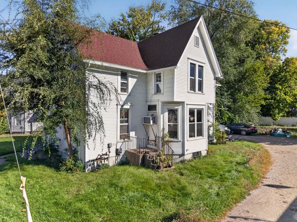 424 State Street , Ottawa, IL 61350