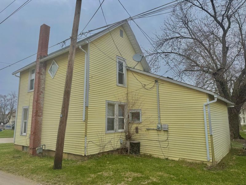 511 W Maple Street , Willard, OH 44890 Photo 3
